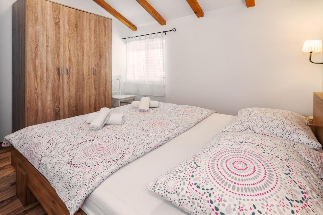 Sunny Apartments Stobreč Екстериор снимка