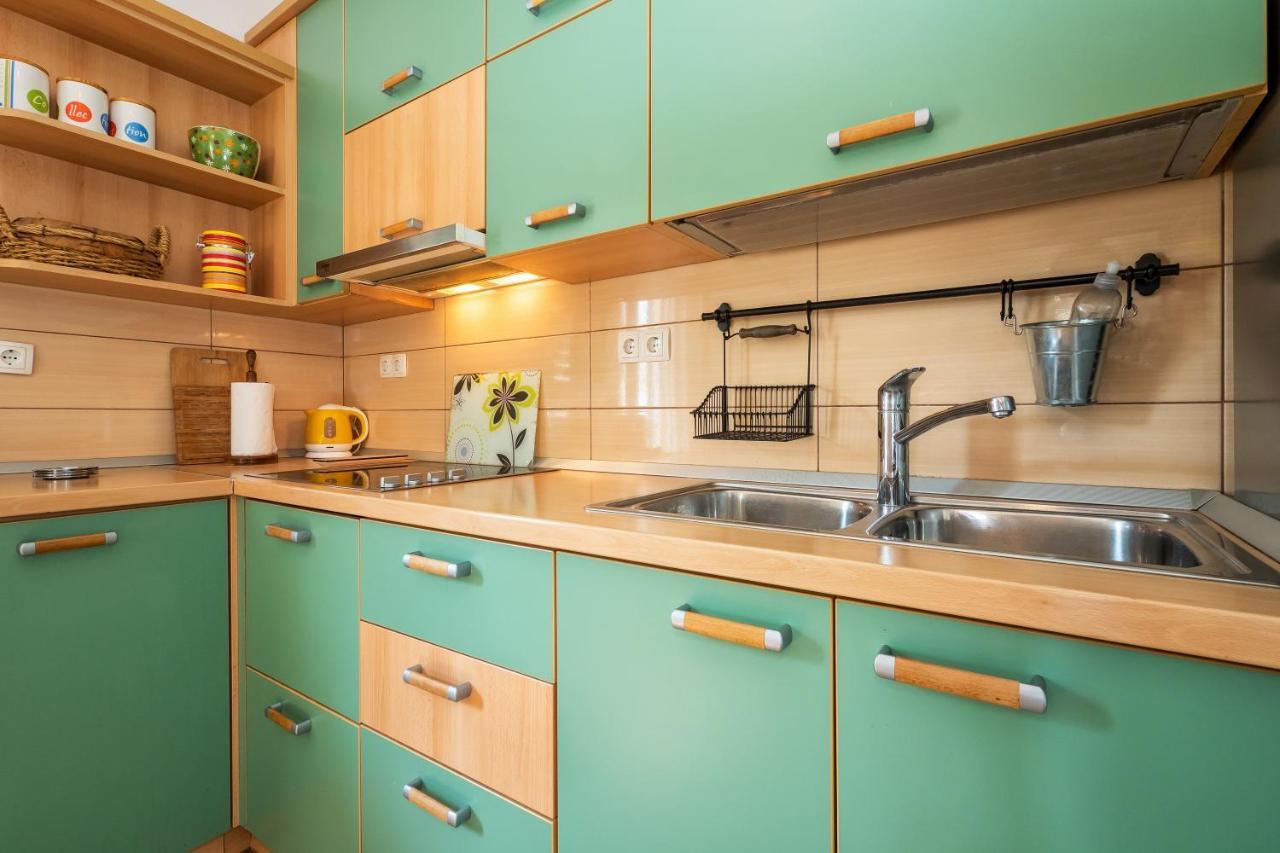 Sunny Apartments Stobreč Екстериор снимка