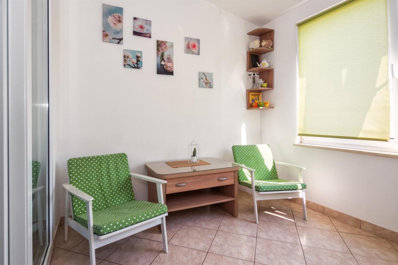 Sunny Apartments Stobreč Екстериор снимка