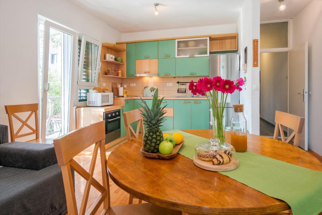 Sunny Apartments Stobreč Екстериор снимка
